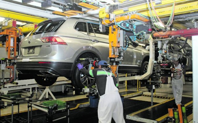 Por: Cortesía Afirma Barbosa que trabajadores de la Volkswagen tendrán mejor salario que cualquier otra planta automotriz