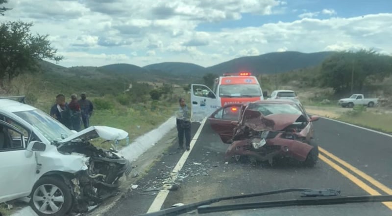 Por: Cortesía Niño de 4 años pierde la vida al salir proyectado tras brutal choque en la carretera Izucar - Cuautla