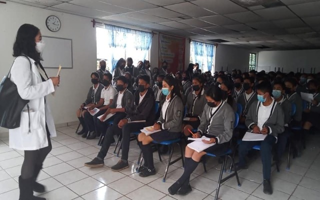 SEP respalda cuotas escolares pero sin que condicionen la inscripción de alumnos en Puebla