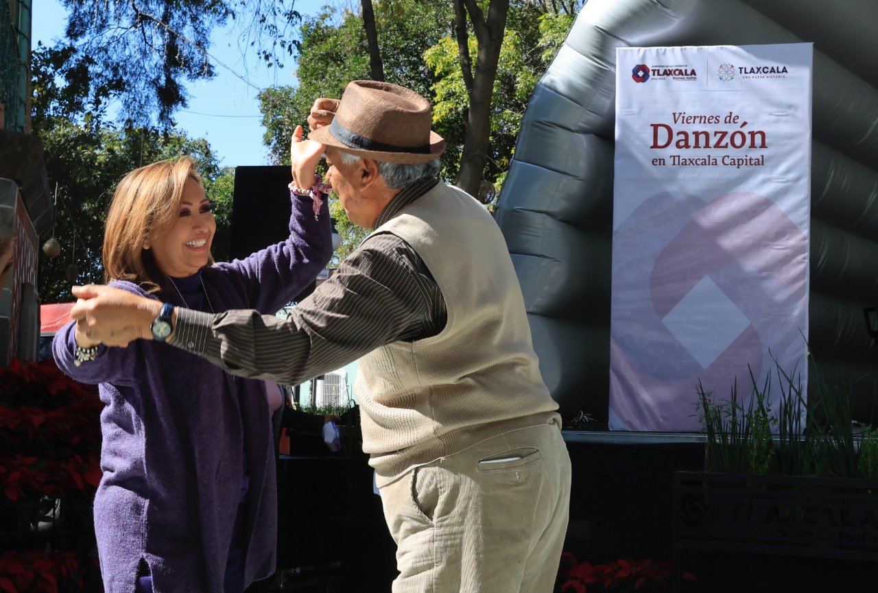 Reinauguró Lorena Cuéllar Vienes de Danzón en Tlaxcala capital