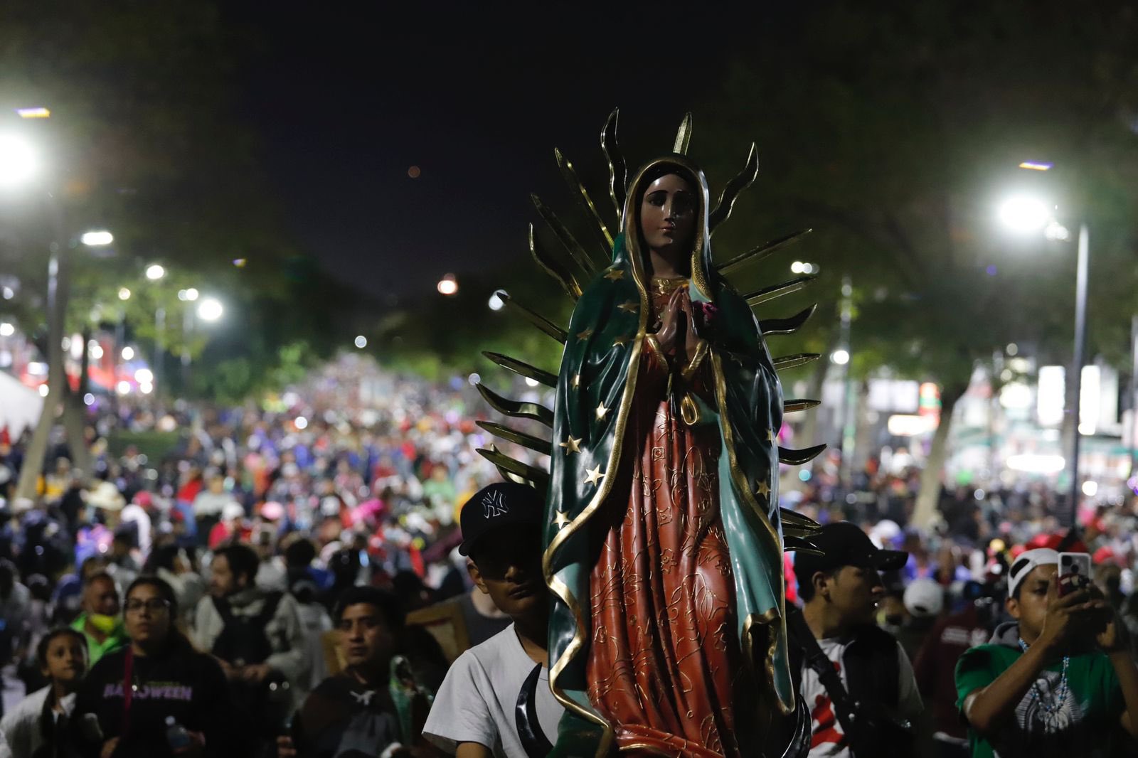 Por: Cortesía Realizan misa de las mañanitas en Basílica de Guadalupe con millones de peregrinos tras dos años de restricciones sanitarias