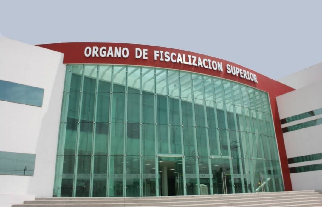 ¿Detalle o pago simbólico? Titular del OFS Envía regalos ostentosos al Congreso