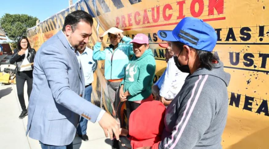 Alcalde de Huamantla inicia construcción en primaria de San Martín Notario