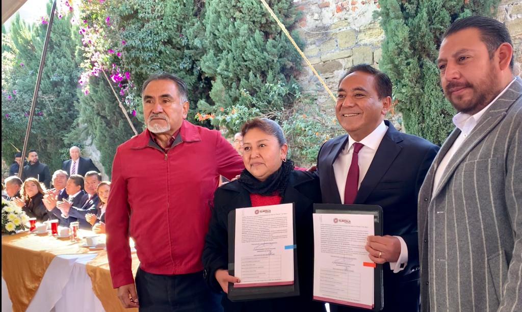 Jorge Corichi entrega pago de prestaciones de fin de año a trabajadores