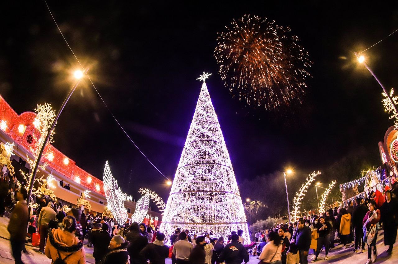 Navidad con Rumbo ilumina el zócalo de San Andrés Cholula