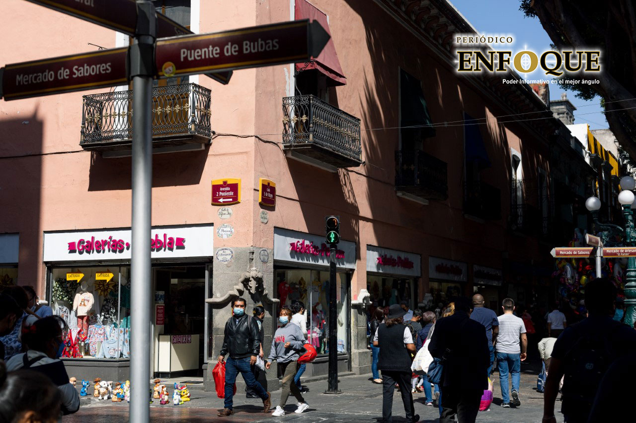 Por: Alex Muñoz Continuarán operativos contra ambulantes en el Centro Histórico