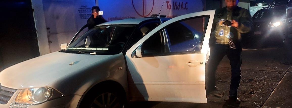 Caen dos policías de investigación por robo y extorsión, en Chiautempan.