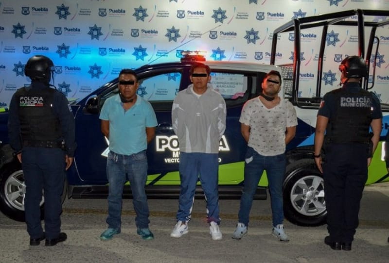 Por: Cortesía Detienen a 5 sujetos por robo a una sucursal de AT&T; habrían sido los mismos involucrados en otro robo