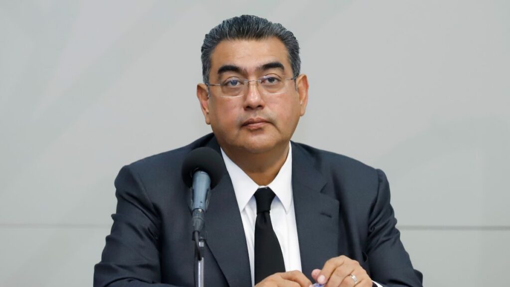 Por: Cortesía En Puebla no existe “Hoy no Circula”, el nuevo programa no restringe el paso vehicular: Sergio Salomón