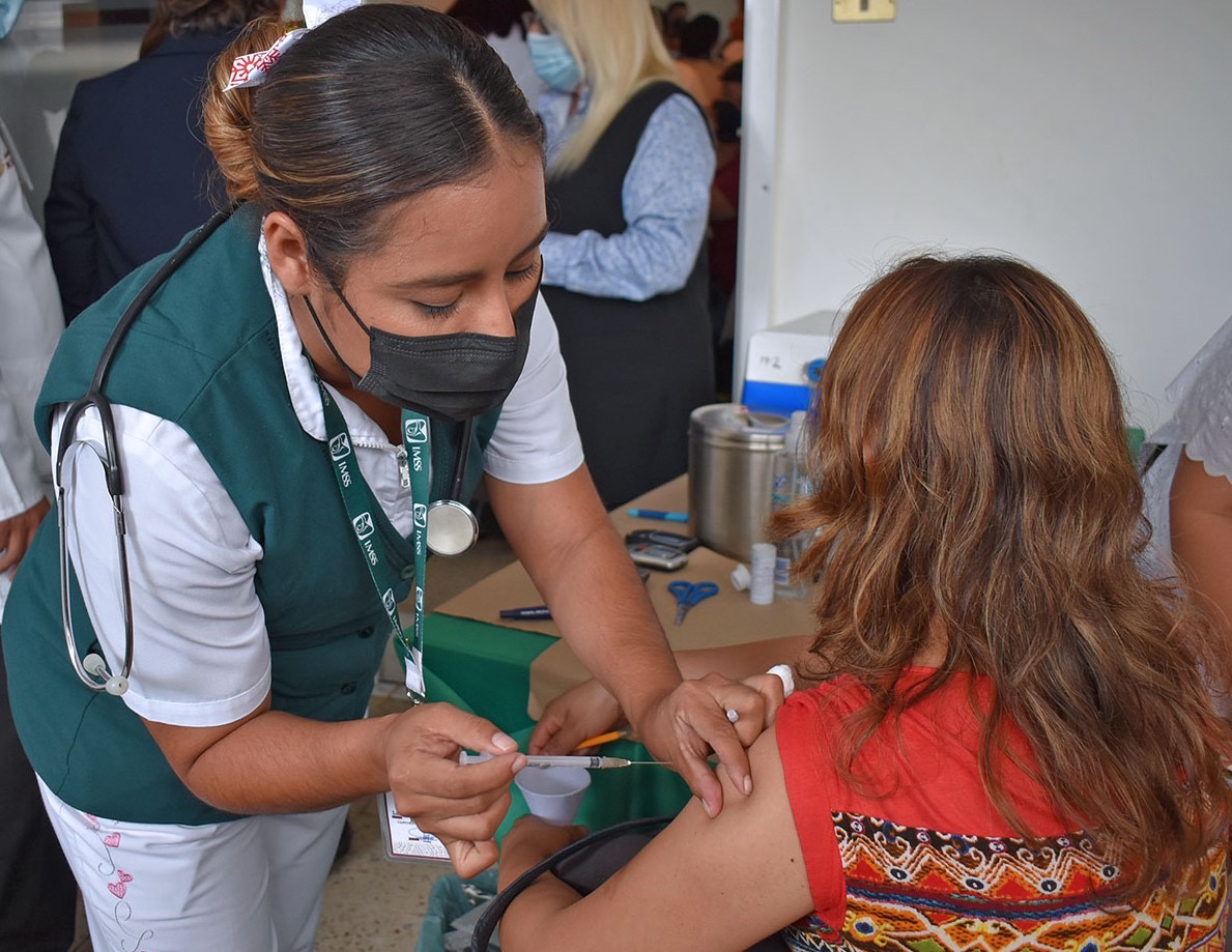 Por: Cortesía Ya se aplica en México, vacuna Abdala que no cuenta aún con aval de la OMS