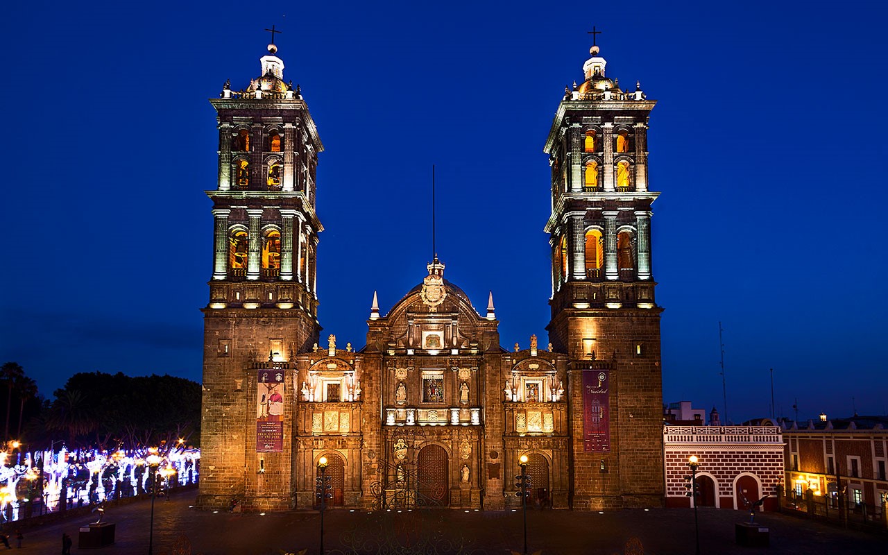 Por: Cortesía Ayuntamiento de Puebla emite licitación para mantenimiento de la Catedral