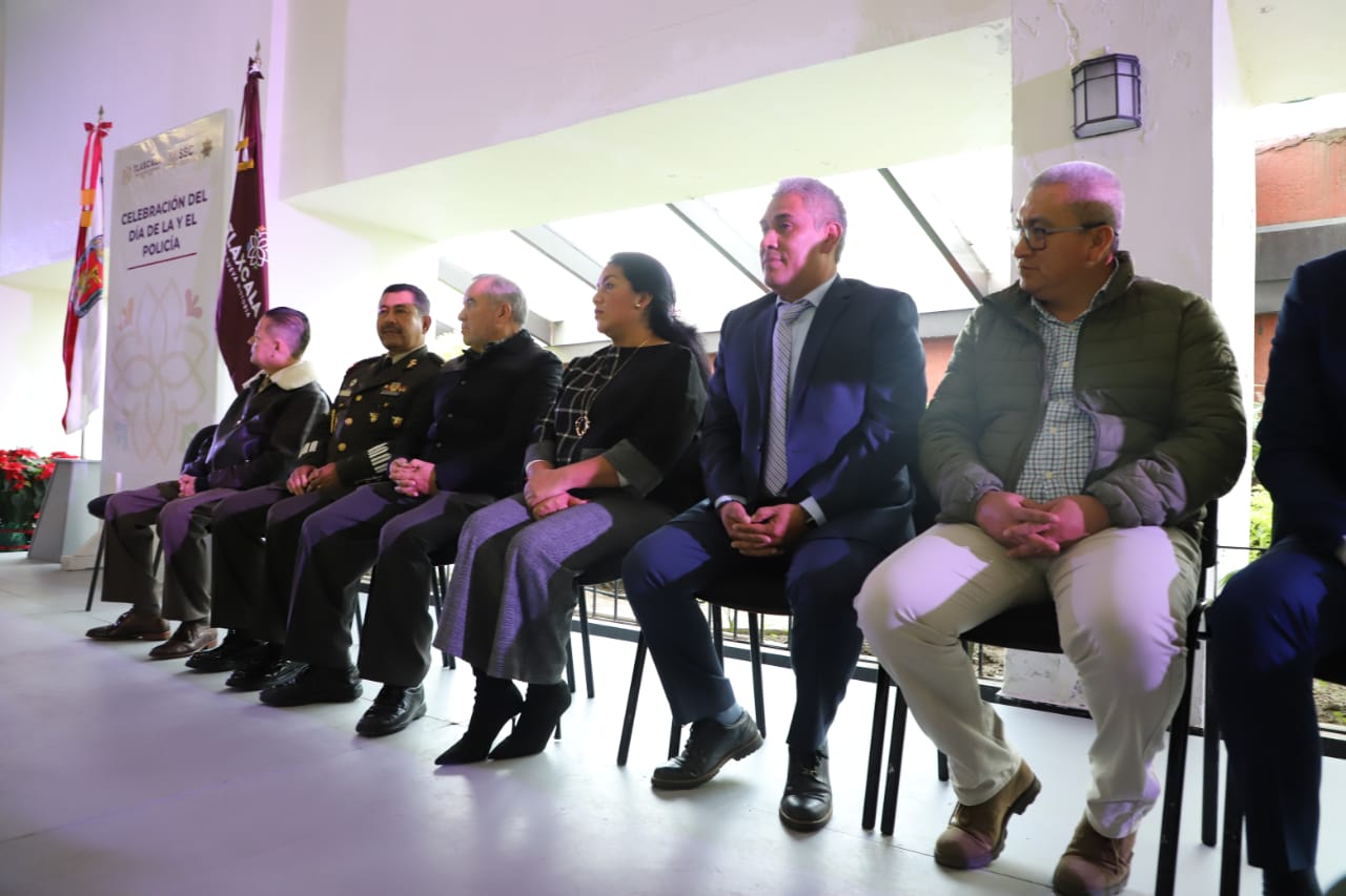 Por: Cortesía  Celebró SSC día de la y el policía con entrega de reconocimientos
