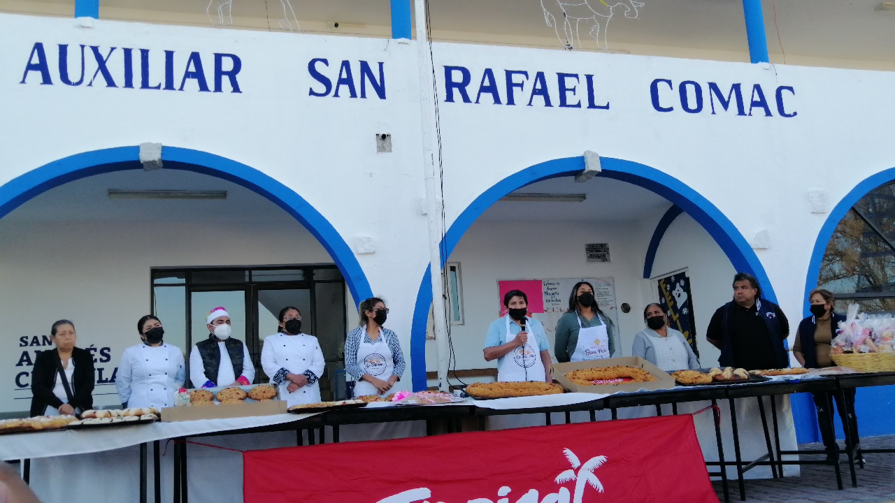 Panaderos de San Rafael Comac invitan a disgustar la tradicional Rosca de Reyes 