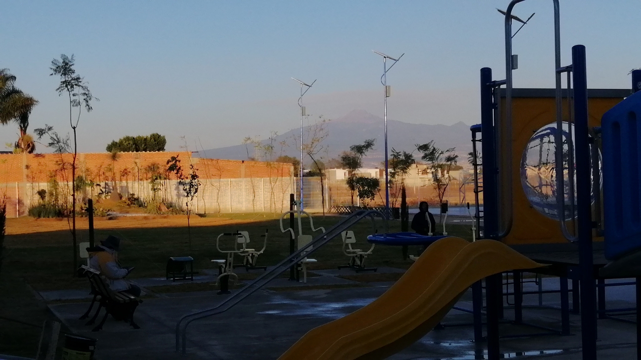 A un 90 % el avance de la “Unidad Deportiva Comac”