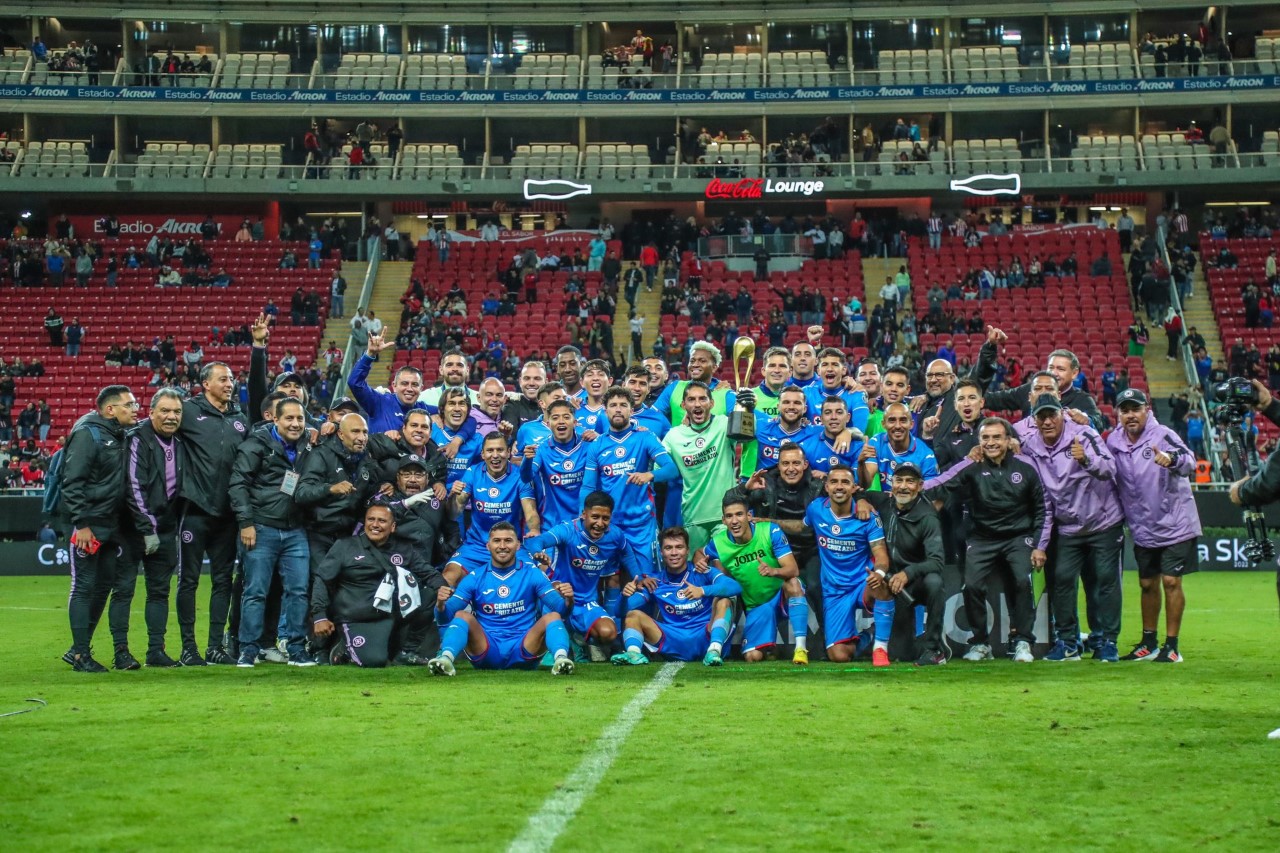 Por: Cortesía Cruz Azul se coronó campeón de la Copa SKY por México