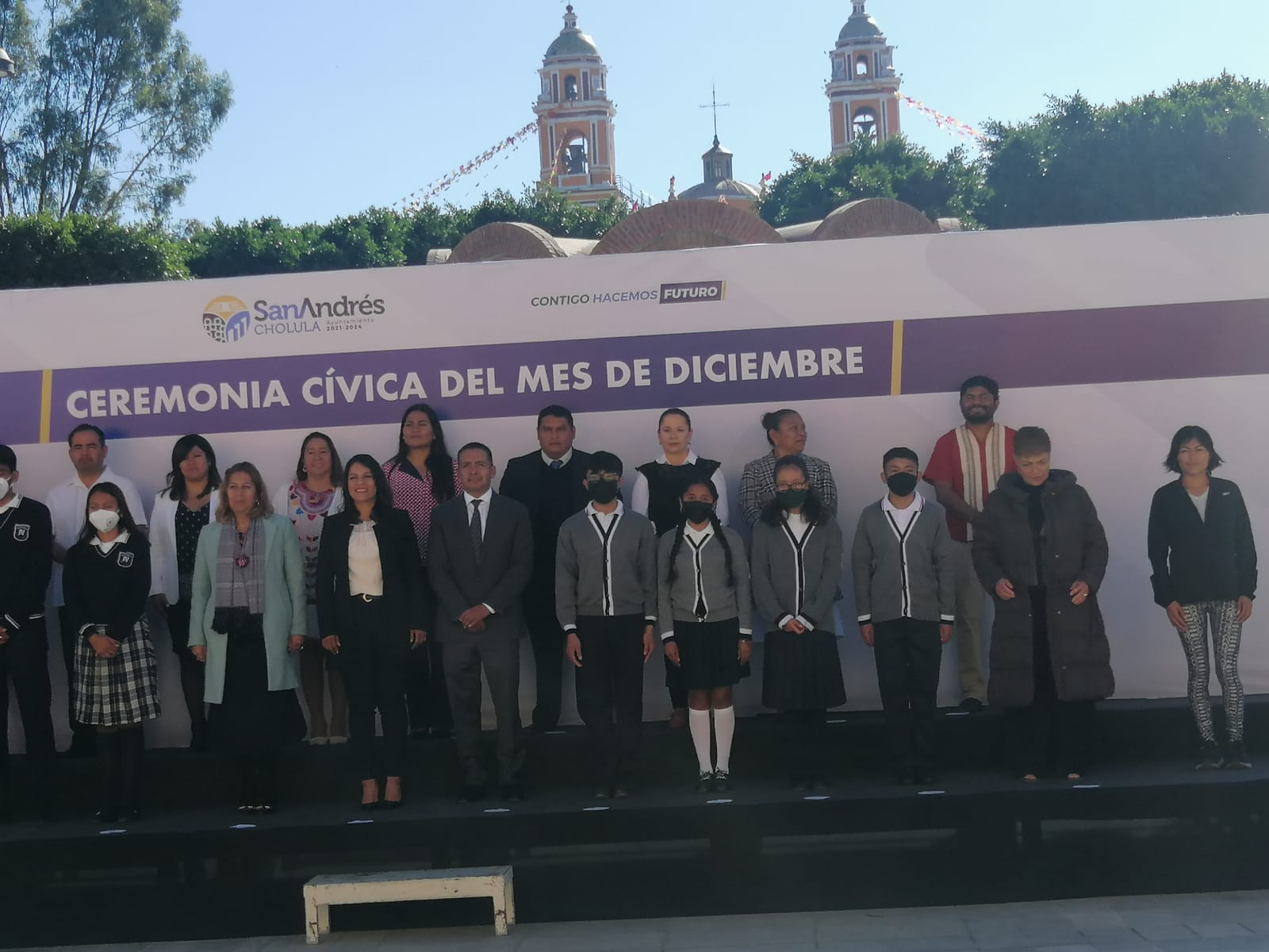 Llama Edmundo Tlatehui a las y los servidores públicos a continuar trabajando de la mano de la ciudadanía