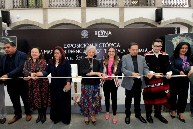 Presenta Reyna Báez en el congreso “la magia del reencuentro”, exposición pictórica del maestro Bernardo Rosendo