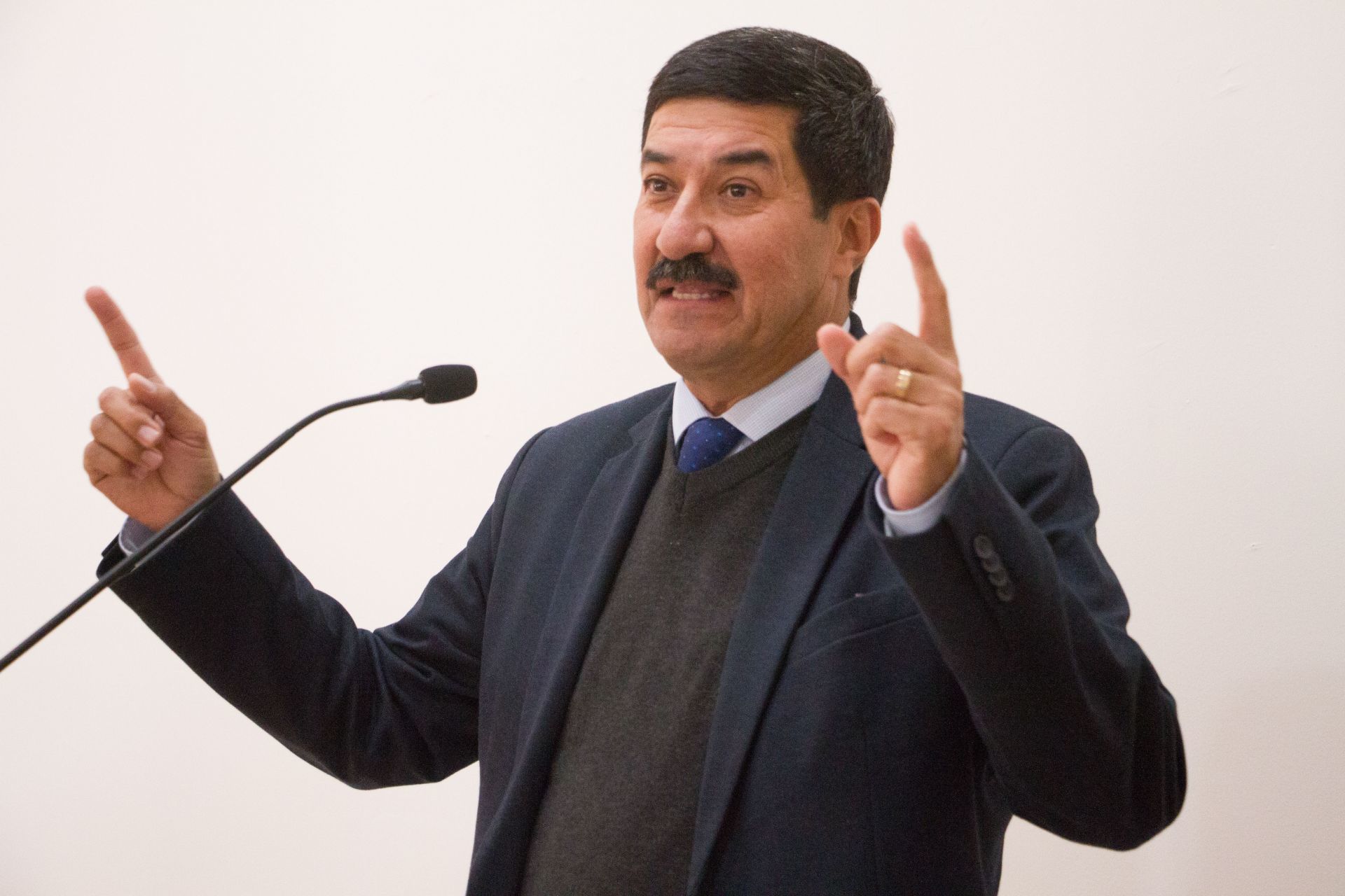 Por: Cortesía Javier Corral será investigado por divulgar nombres de testigos protegidos