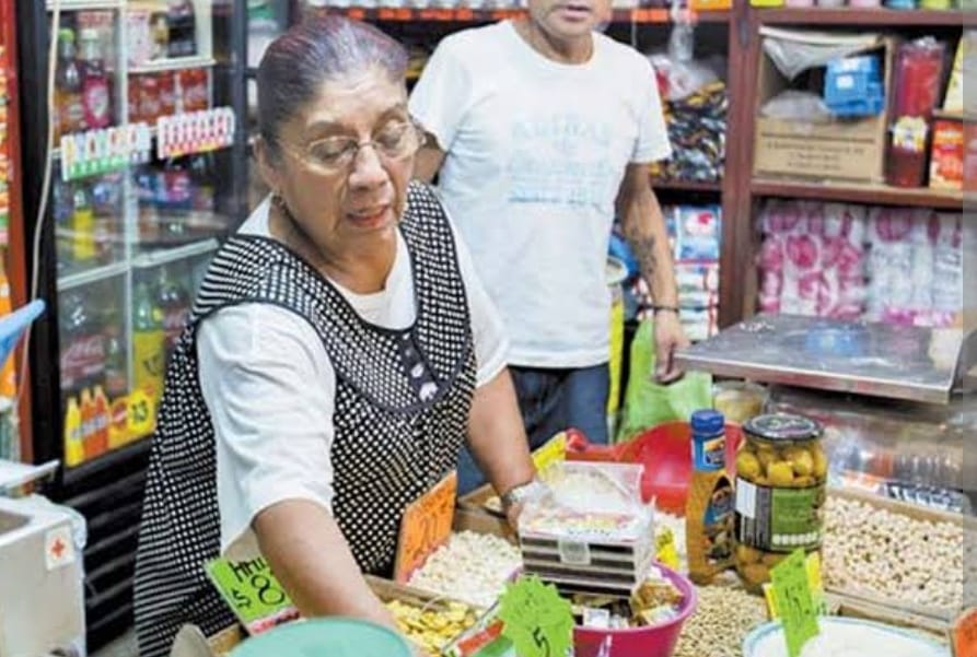 Congreso analiza propuesta de regularización de tienditas en unidades habitacionales de SACH