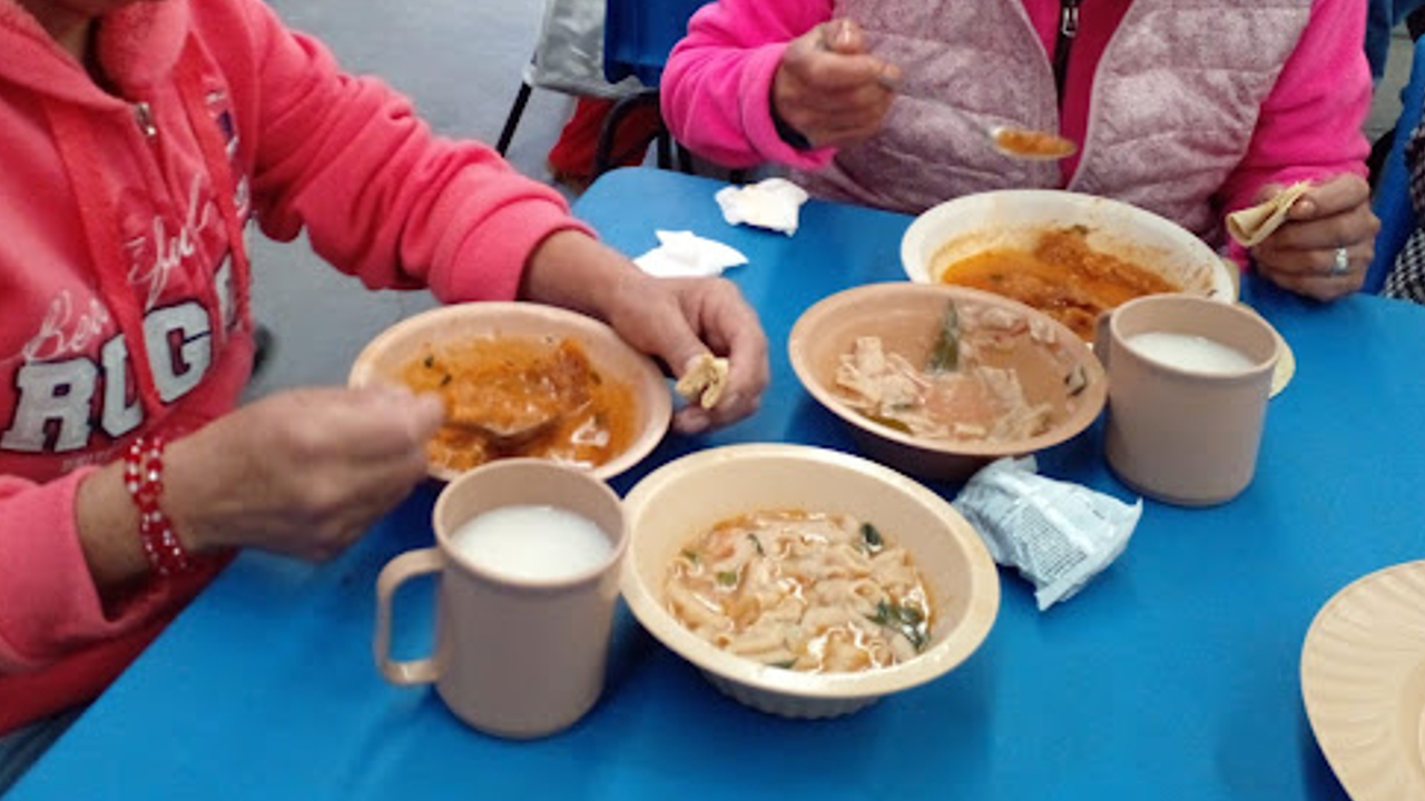 Reabren en Cuautlancingo el desayunador para adultos mayores de Sanctorum 