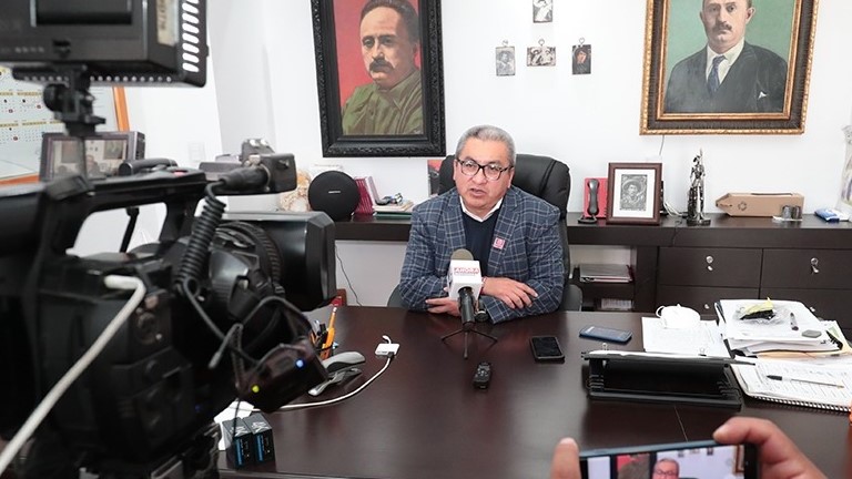 Próximo sábado inicia vacunación a trabajadores de la educación: SEPE