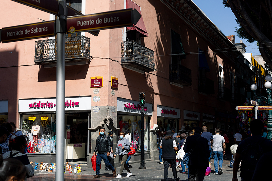 Foto: Alex Muñoz Permanece vigilancia en corredor 5 de mayo para evitar instalación de ambulantes: SSC