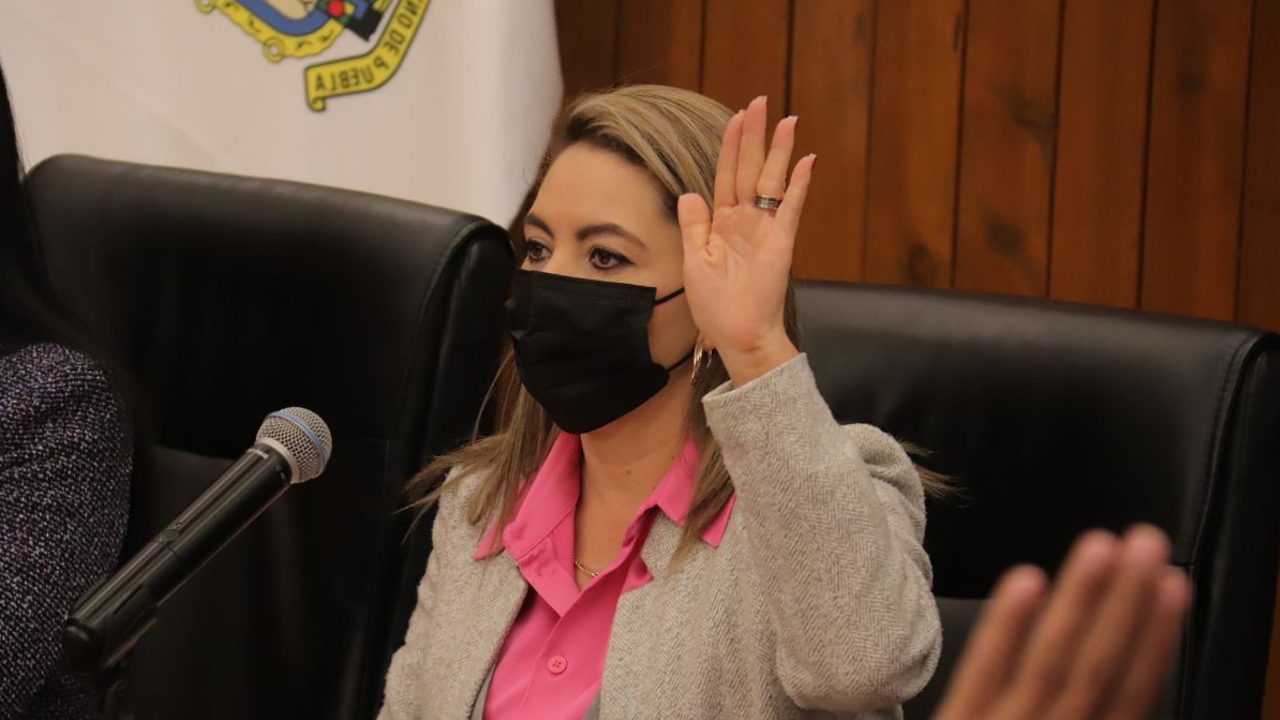 Por: Cortesía Paola Angon la Presidenta de San Pedro Cholula da positivo a COVID