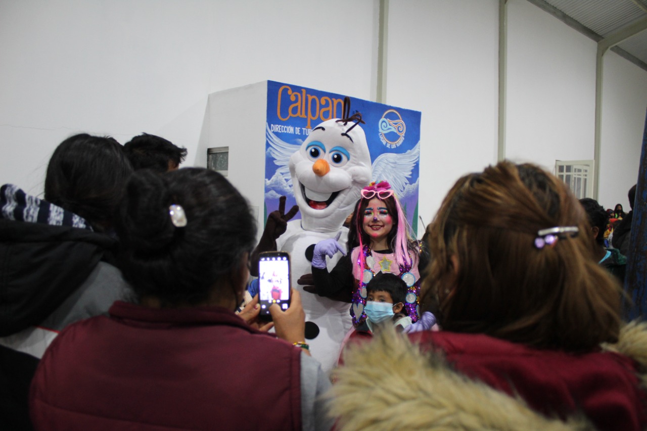 Por: Cortesía Gran festejo de día de reyes realizó el gobierno municipal de Calpan este 6 de enero