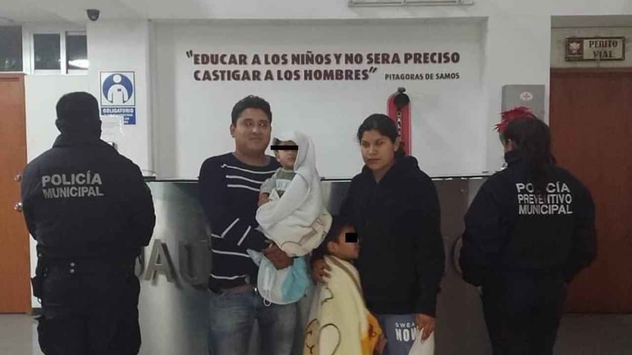 Por: Cortesía Policía de Cuautlancingo logró que un infante extraviado se reencontrara con sus padres