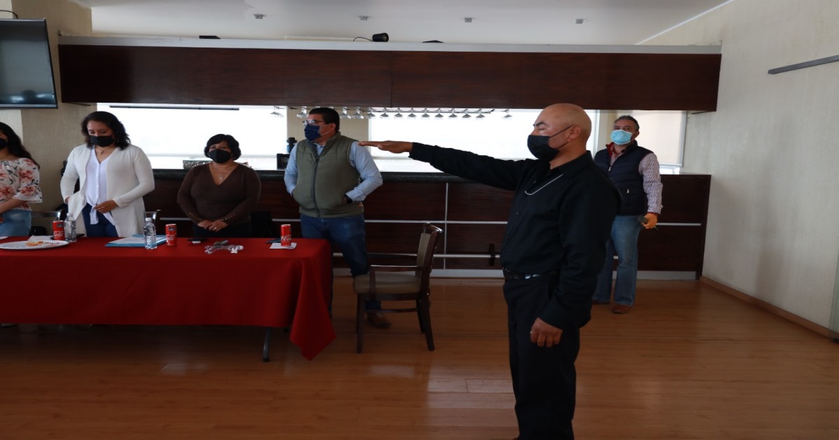 Toma protesta Jiménez Romero a presidente de comunidad de Tlalcuapan