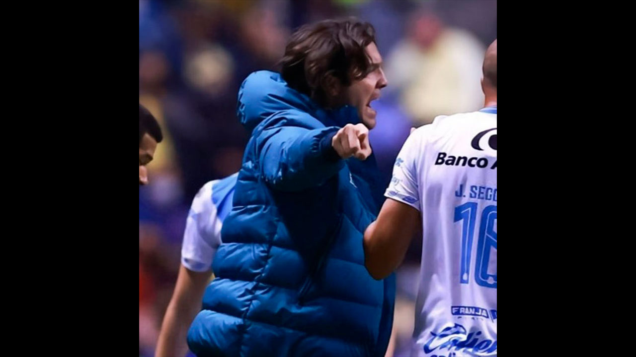 Por: Cortesía Berrinche en Puebla le saldría barato a Santiago Solari