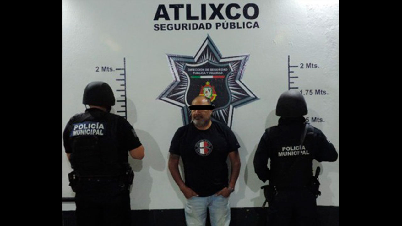 Por: Cortesía Policía de Atlixco detiene a sujeto por portación ilegal de arma de fuego