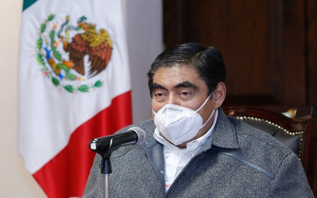 Miguel Barbosa confirma contagio de Covid-19 sin síntomas graves