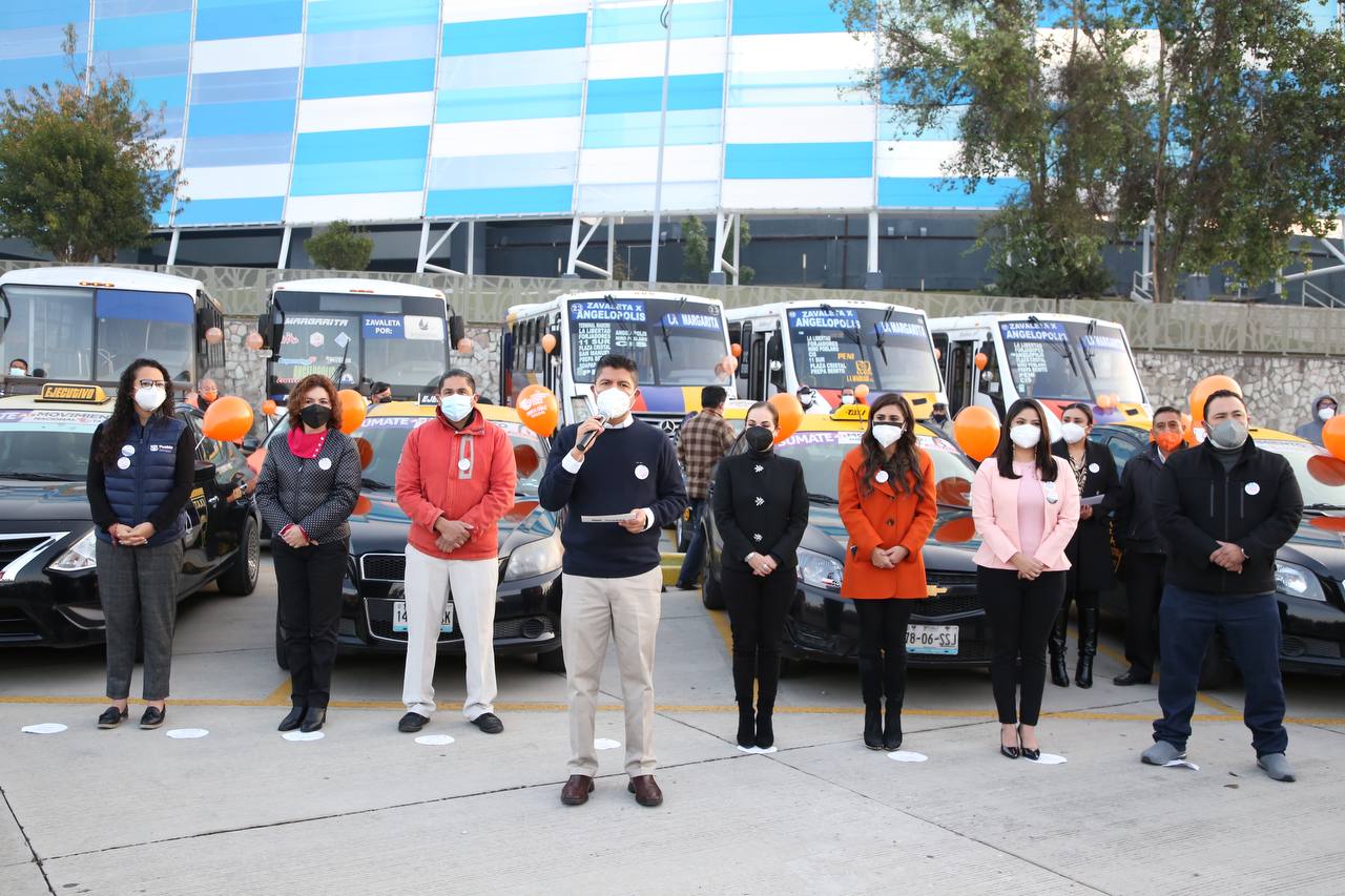 Por: Cortesía Inicia en Puebla programa "Contigo Mujer Transporte Seguro"
