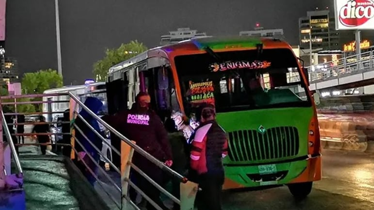 Por: Cortesía Muere por herida de bala una mujer en una unidad del Transporte Publico en la Vía Atlixcayotl