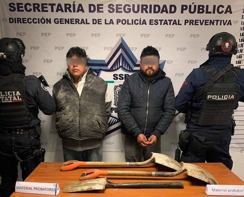 Por: Cortesía Detienen a dos presuntos huachicoleros en Coronango; fueron sorprendidos en un ducto de Pemex