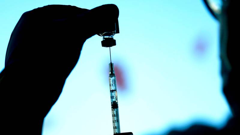 Por: Cortesía Pfizer-BioNTech comienza ensayos clínicos de la vacuna contra variante ómicron