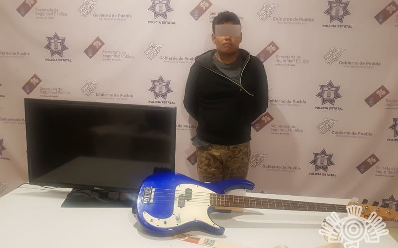 Por: Cortesía Policía detiene a hombre de 24 años; lo sorprendieron robando una casa en Tehucán