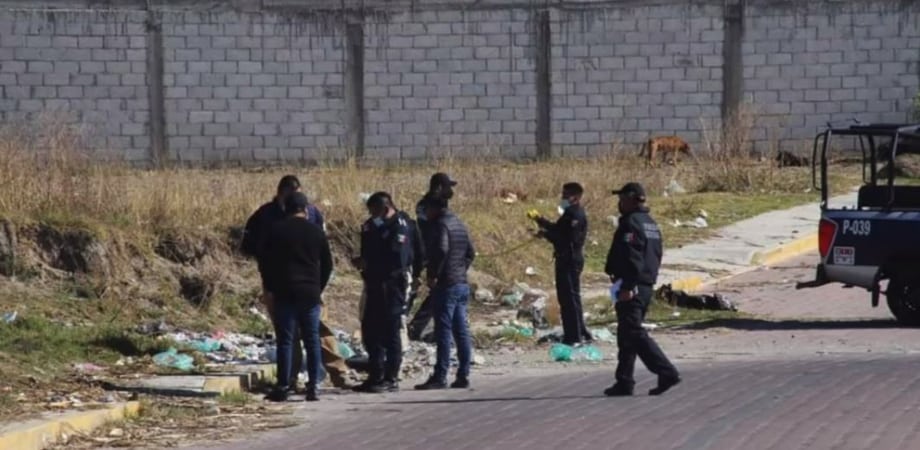 Localizan cadáver embolsado en los limites de Puebla y Tlaxcala; se desconoce el género de la víctima