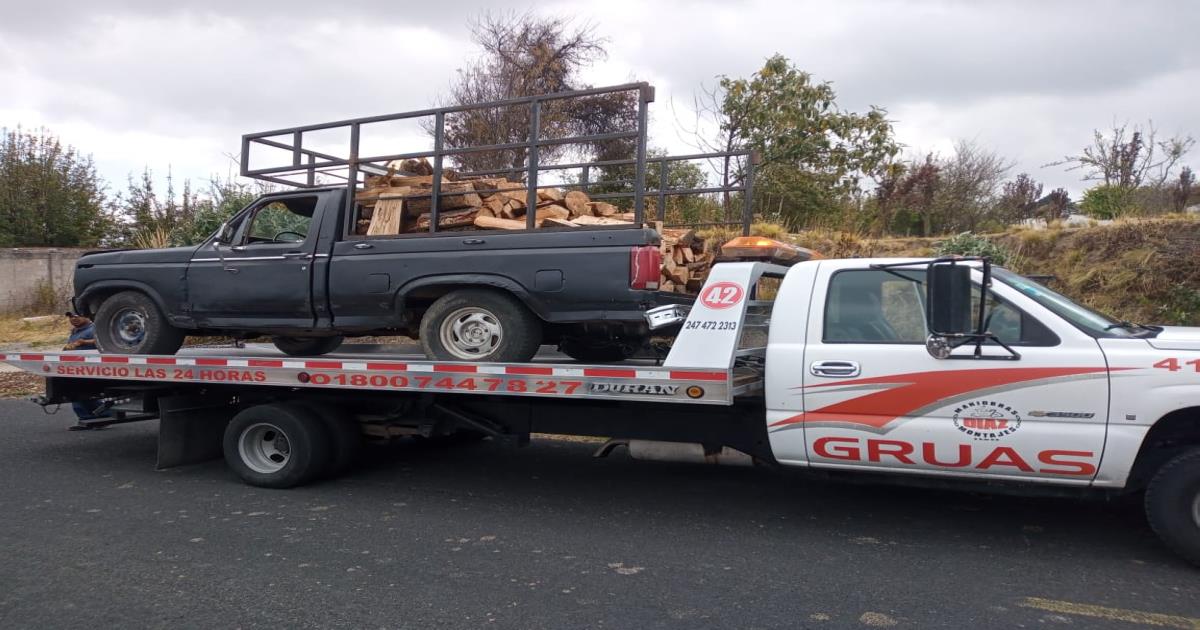 Aseguró SSC una camioneta con material forestal en la malinche