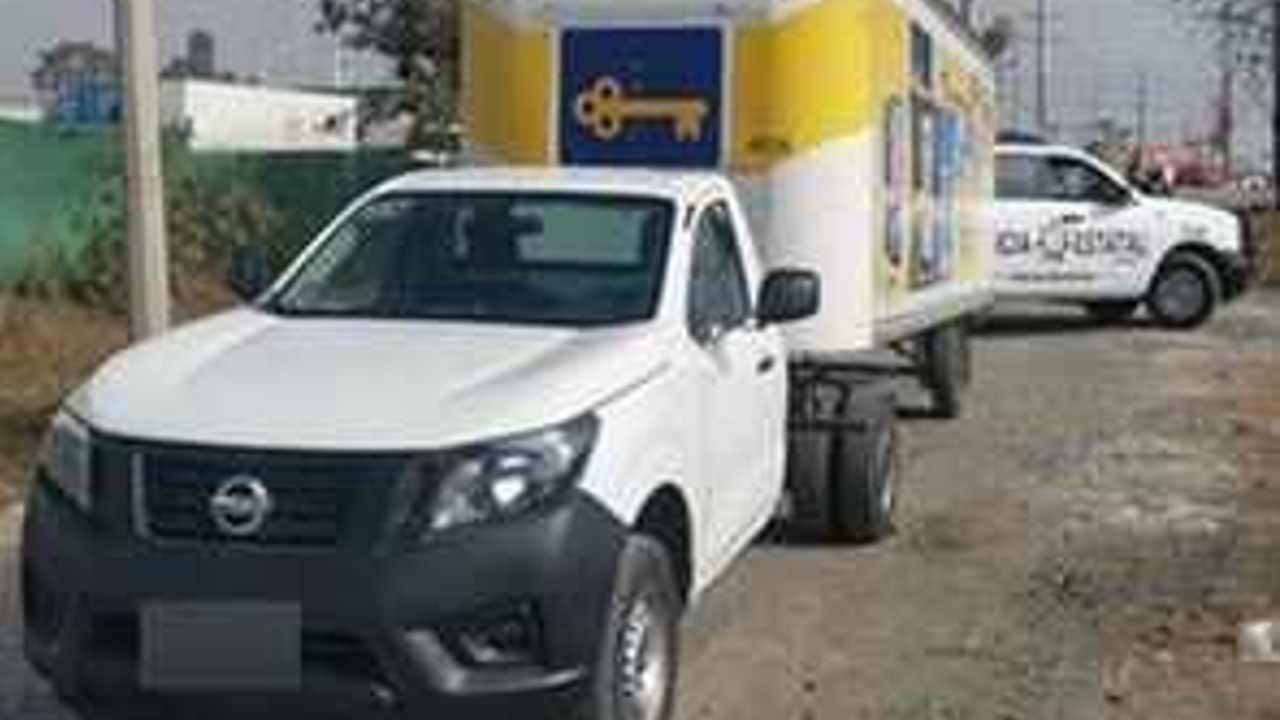 Por: Cortesía En Cuautlancingo detienen a dos presuntos ladrones de un Camión de Coppel