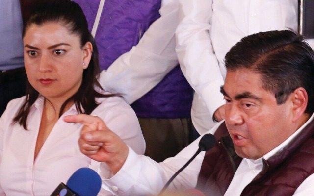 TEPJF descarta violencia política contra Claudia Rivera por parte de Miguel Barbosa