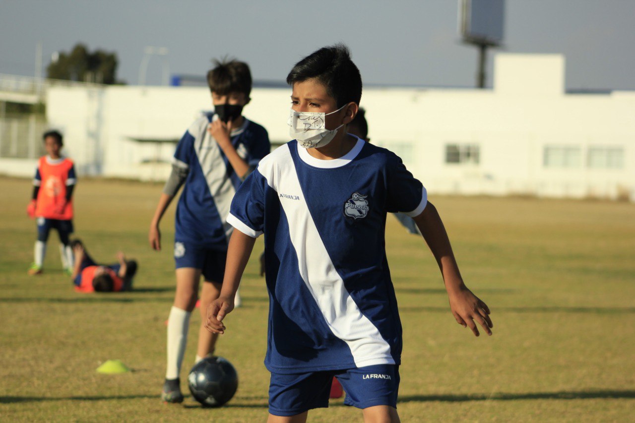 Por: Cortesía Dylan Flores, pequeño aficionado del Puebla, se une a las Fuerzas Básicas