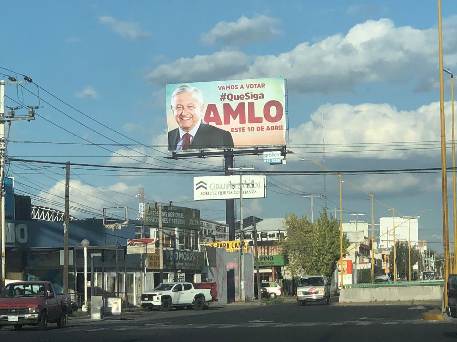 Por: Cortesía Se comienza a promover revocación de mandato a favor de AMLO; ya se aprecian espectaculares y bardas en 10 estados