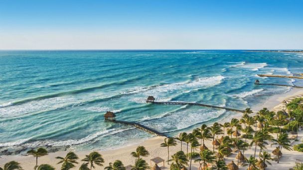 Por: Cortesía AMLO concesionó una playa a Grupo Vidanta reveló MCCI