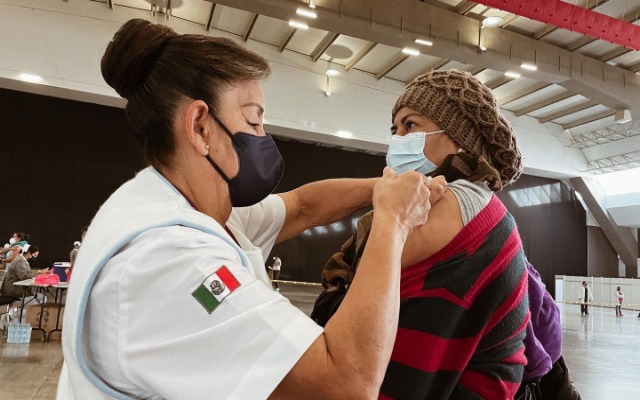 Por: Cortesía Cerca del 98% de los habitantes de Puebla cuentan con al menos una dosis de la vacuna antiCovid