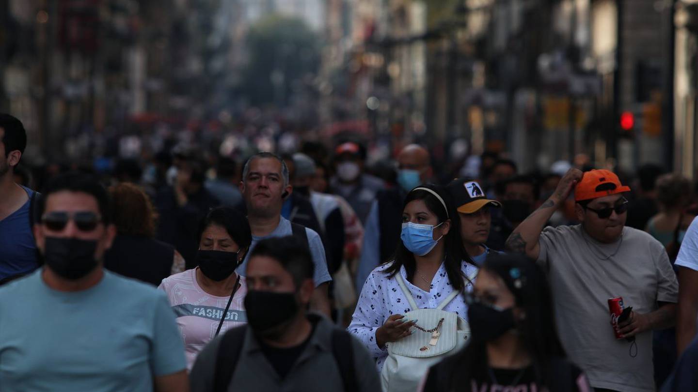 Por: Cortesía México suma 18 mil 309 nuevos casos y 706 muertes por Covid en el último día
