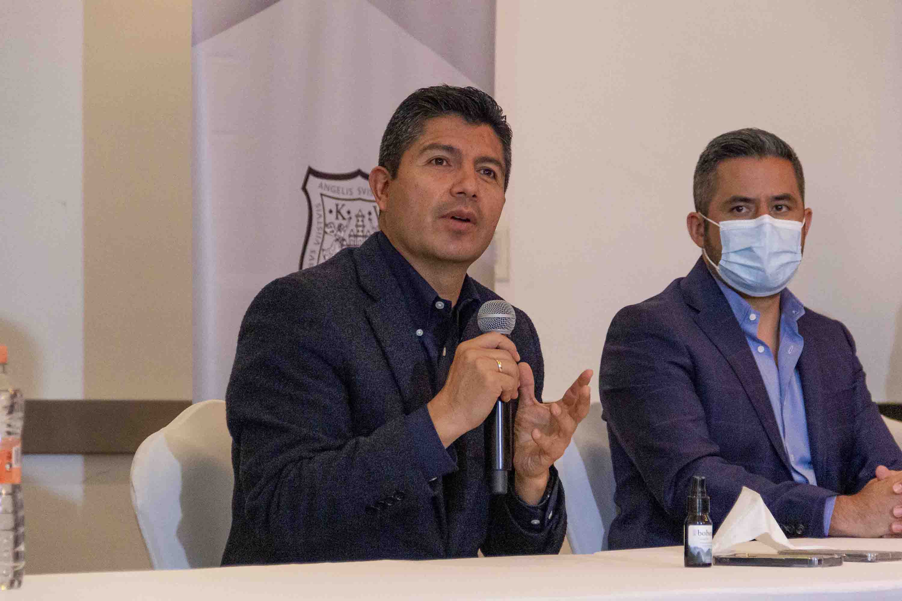 Operativo contra ambulantes permanecerá el tiempo que sea necesario: Eduardo Rivera 