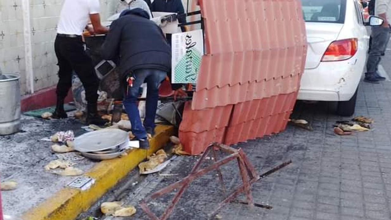 Por: Cortesía Atropellan a vendedora de tamales en San Pedro Cholula