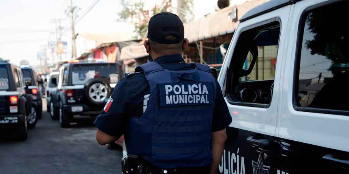 Por: Cortesía Bajo investigación policías ordeñaban patrulla: Eduardo Rivera